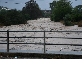 Καιρός: Λασποβροχές και καταιγίδες την Πέμπτη