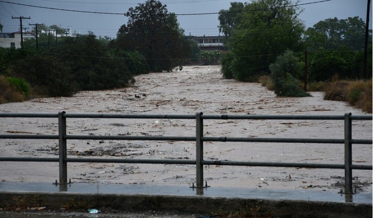 Καιρός: Λασποβροχές και καταιγίδες την Πέμπτη