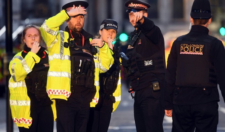 Αυτοκίνητο παρέσυρε παιδιά έξω από σχολείο στη Βρετανία – Ένας νεκρός, πέντε τραυματίες