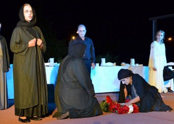 Δώδεκα ιστορίες Γενοκτονίας στην παράσταση «Για έναν ψηλόν ραχίν, για έναν αροθυμίαν»