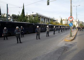 Δρακόντεια μέτρα για την επέτειο του Πολυτεχνείου – Drones πάνω από τα Εξάρχεια