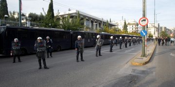 Δρακόντεια μέτρα για την επέτειο του Πολυτεχνείου – Drones πάνω από τα Εξάρχεια