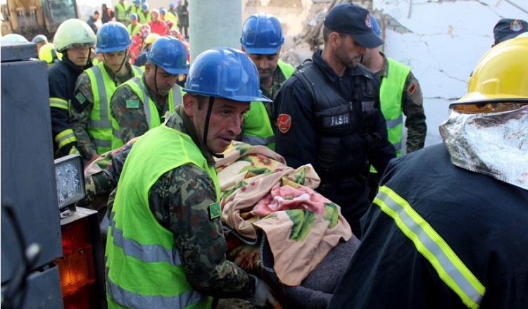 Σεισμός Αλβανία: Γιατροί και κλινικές της Θεσσαλονίκης θα περιθάλψουν τραυματίες