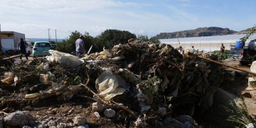 Έως αργά το απόγευμα οι καταιγίδες στην Αττική – Η «Βικτώρια» έχει ήδη πλήξει ιδιαίτερα το νομό Χανίων