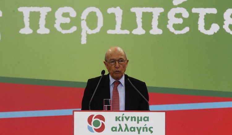 Σημίτης: Η στάση Καραμανλή το 2004 οδήγησε στις σημερινές απειλές της Τουρκίας