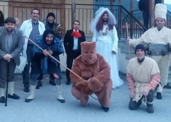 Μωμόγεροι 2019 από τον Όμιλο Ποντίων Χορευτών Καβάλας - Cover Image