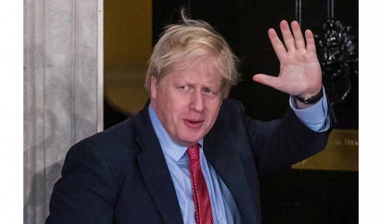 Ολοταχώς για Brexit με τον Τζόνσον – Θολό τοπίο για τη βρετανική οικονομία