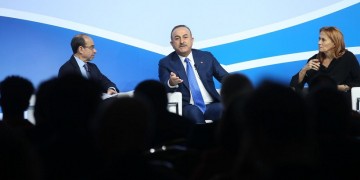 Τσαβούσογλου: Θα προστατεύσουμε τα πλοία μας με κάθε τρόπο