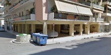 Νεογέννητο βρέθηκε σε κάδο στο κέντρο της Καλαμάτας