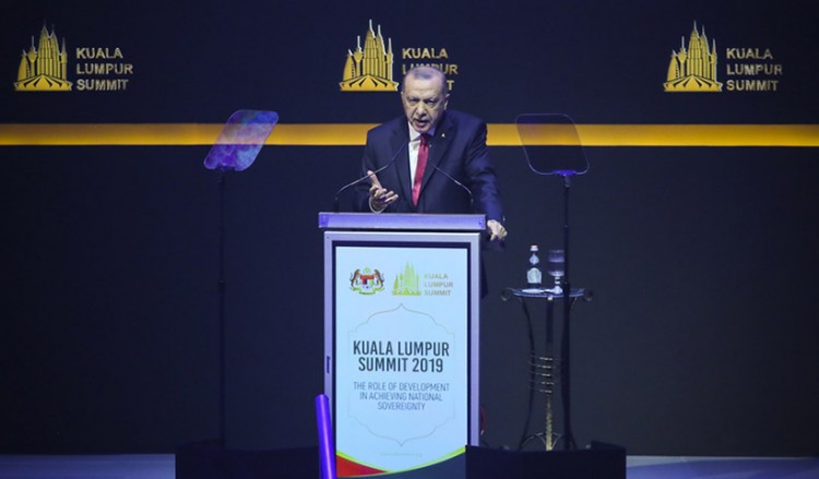 Ερντογάν: 50.000 άνθρωποι εγκαταλείπουν την επαρχία Ιντλίμπ για την Τουρκία