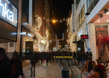 Εορταστικό ωράριο: Ποιες Κυριακές θα είναι ανοιχτά τα μαγαζιά