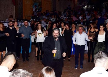 Με τους ήχους της ποντιακής λύρας ο ετήσιος χορός της Ένωσης Ποντίων Πανοράματος (βίντεο)