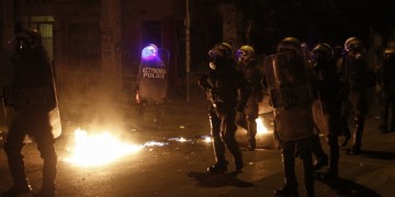 Ελεύθεροι οι συλληφθέντες για τα επεισόδια στα Εξάρχεια