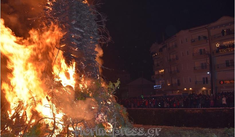 Χριστούγεννα 2018: Εντυπωσιακές και φέτος οι Φωτιές της Φλώρινας (βίντεο)