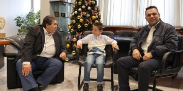 Σύσκεψη στην Πέλλα για τον Τάσο Γεραντίδη, τον 8χρονο «Αϊνστάιν» από το Αρσένι