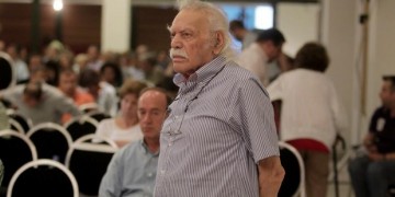 Μανώλης Γλέζος: Σε στενό οικογενειακό κύκλο η κηδεία λόγω κορονοϊού