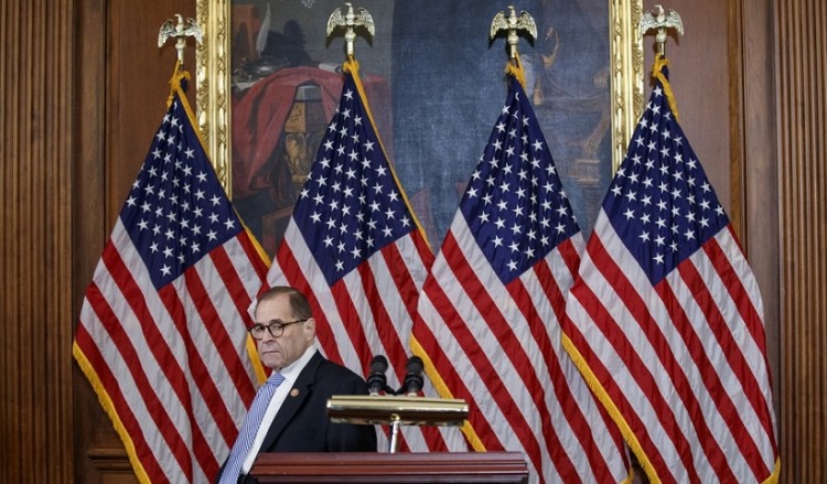 Ανακοινώθηκαν οι δύο κατηγορίες που αντιμετωπίζει ο Τραμπ