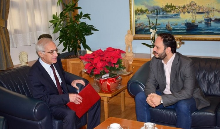 Στην Καλαμαριά ο Ρώσος πρόξενος – Ο ρόλος των παλιννοστούντων στην περιοχή
