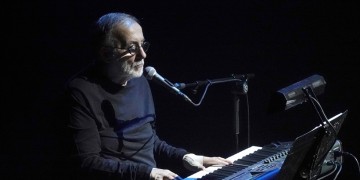 Θάνος Μικρούτσικος: Τη Δευτέρα η πολιτική κηδεία