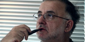 Δημοσία δαπάνη η κηδεία του Θάνου Μικρούτσικου