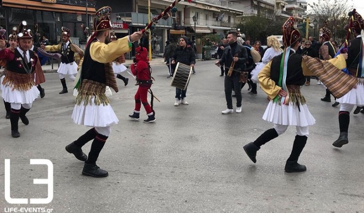 Οι Μωμόγεροι βγήκαν στον Εύοσμο (φωτο, βίντεο)