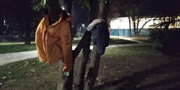 Με μπουφάν θα «ντυθούν» τα δέντρα της Έδεσσας, για όσους τα έχουν ανάγκη