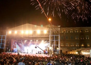 Με φαντασμαγορική γιορτή θα υποδεχτεί η Αθήνα το 2020