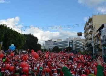 9ο Santa Run Chania: Πλημμύρισε η πόλη με Άγιους Βασίληδες (βίντεο)