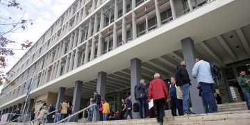 Αρπαγή Μαρκέλλας: Παλιά γειτόνισσα της οικογένειας η γυναίκα που κρατείται