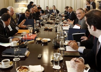 Συνεδριάζει το Υπουργικό στη σκιά του Μεταναστευτικού και του κορονοϊού