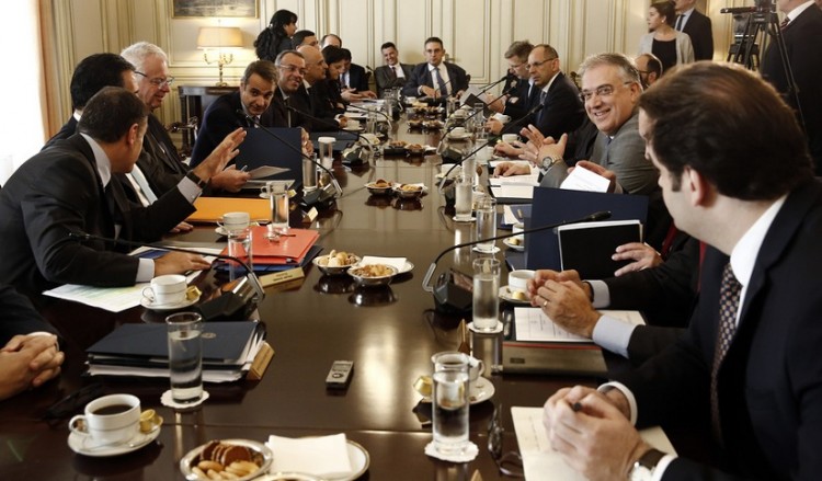 Συνεδριάζει το Υπουργικό στη σκιά του Μεταναστευτικού και του κορονοϊού