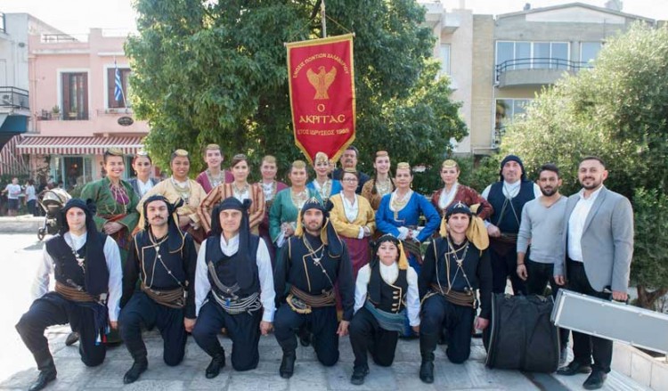 Ποντιακά κάλαντα στους δρόμους του Χαλανδρίου