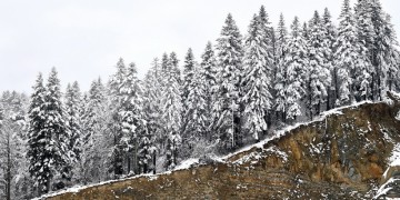 Καιρός: Πού και πότε αναμένονται βροχές, χιόνια και θυελλώδεις άνεμοι