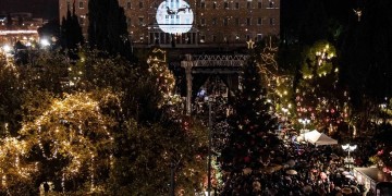 Καλές γιορτές με τη Νύχτα των Ευχών στην Αθήνα, την παραμονή των Χριστουγέννων