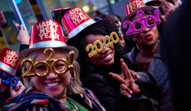 Πρωτοχρονιά 2020: Ο πλανήτης υποδέχθηκε τη νέα δεκαετία (φωτο, βίντεο)