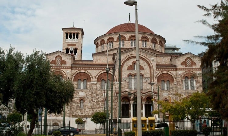 Θεοφάνια στο ναό της Αγίας Τριάδας στον Πειραιά