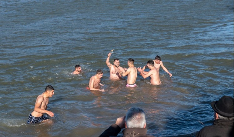 Θεοφάνια στον Ακροπόταμο (φωτο)