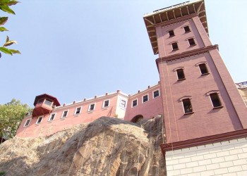 Το ιστορικό ασανσέρ της Σμύρνης (φωτο, βίντεο)