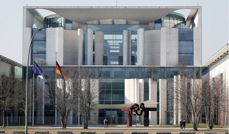 Διάσκεψη για Λιβύη: Σκληρό διπλωματικό πόκερ σήμερα στο Βερολίνο