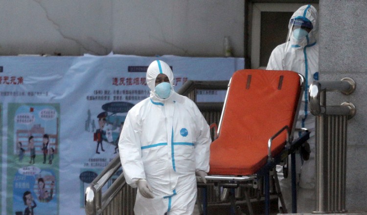 Νέος κοροναϊός στην Κίνα: Τέταρτος θάνατος ασθενούς στη Βουχάν
