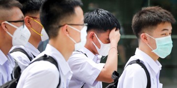 Κορονοϊός: Τα fake news τροφοδοτούν τον πανικό