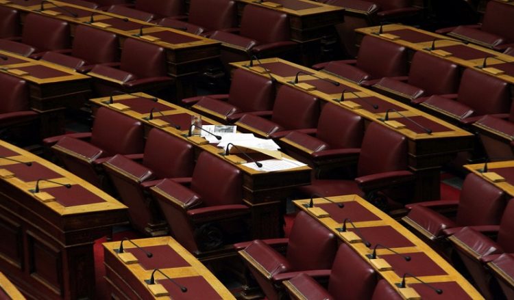 Διάταξη για μείωση ασφαλιστικών εισφορών από 1η Ιανουαρίου 2021