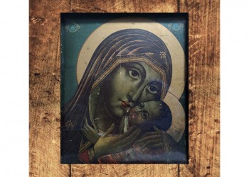 Μία εικόνα της Παναγίας με τον Χριστό που σώθηκε την τελευταία στιγμή στο Σοχούμ