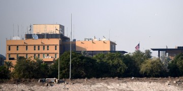 Ρουκέτες κοντά στην πρεσβεία των ΗΠΑ στη Βαγδάτη