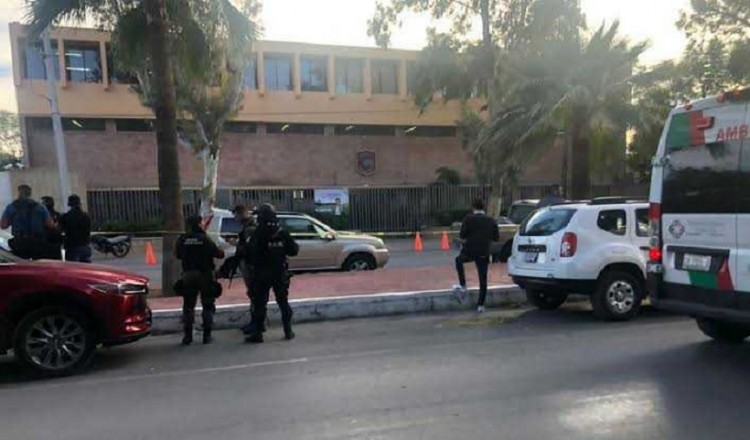 Μεξικό: 11χρονος εισέβαλε με όπλα σε σχολείο – Σκότωσε δασκάλα και αυτοκτόνησε