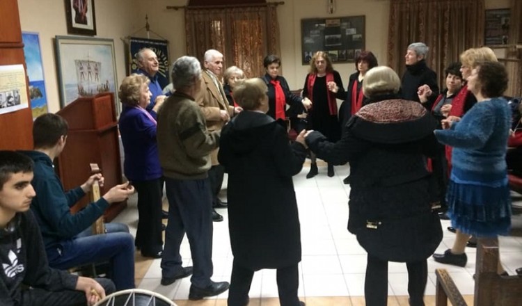 Ο «Φάρος Ποντίων» Θεσσαλονίκης έκοψε την πίτα του και γιόρτασε με ποντιακό γλέντι