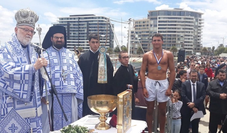 Χιλιάδες ομογενείς στις τελετές αγιασμού των υδάτων στην Αυστραλία