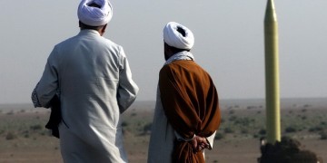 Ιράν: Με σκληρότερη εκδίκηση προειδοποιούν τις ΗΠΑ οι Φρουροί της Επανάστασης