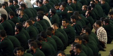 Ιράν-ΗΠΑ: Διοικητής των Φρουρών της Επανάστασης προειδοποιεί με πλήγματα κατά αμερικανικών στόχων