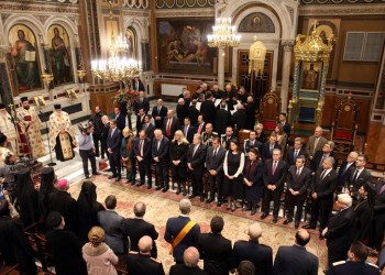 Σε πανηγυρικό κλίμα η δοξολογία για το νέο έτος στη Μητρόπολη Αθηνών